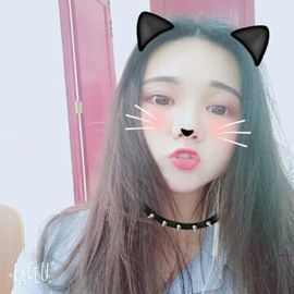 三个太阳咯主播照片