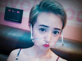 数斯12、26主播照片