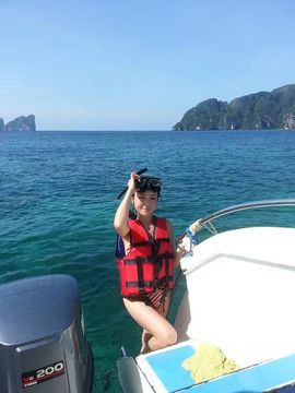 小狗啊主播照片