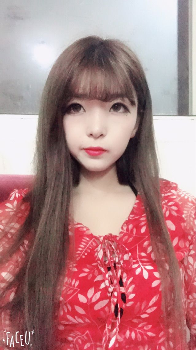 二月九九的主播照片
