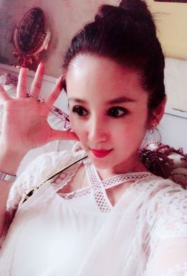 魅丽晴儿主播照片