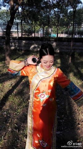 叶子和马睿菈主播照片