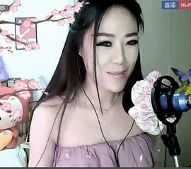 叶子和马睿菈主播照片