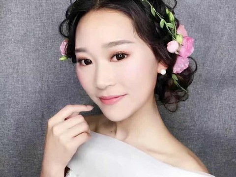 图图v0海报