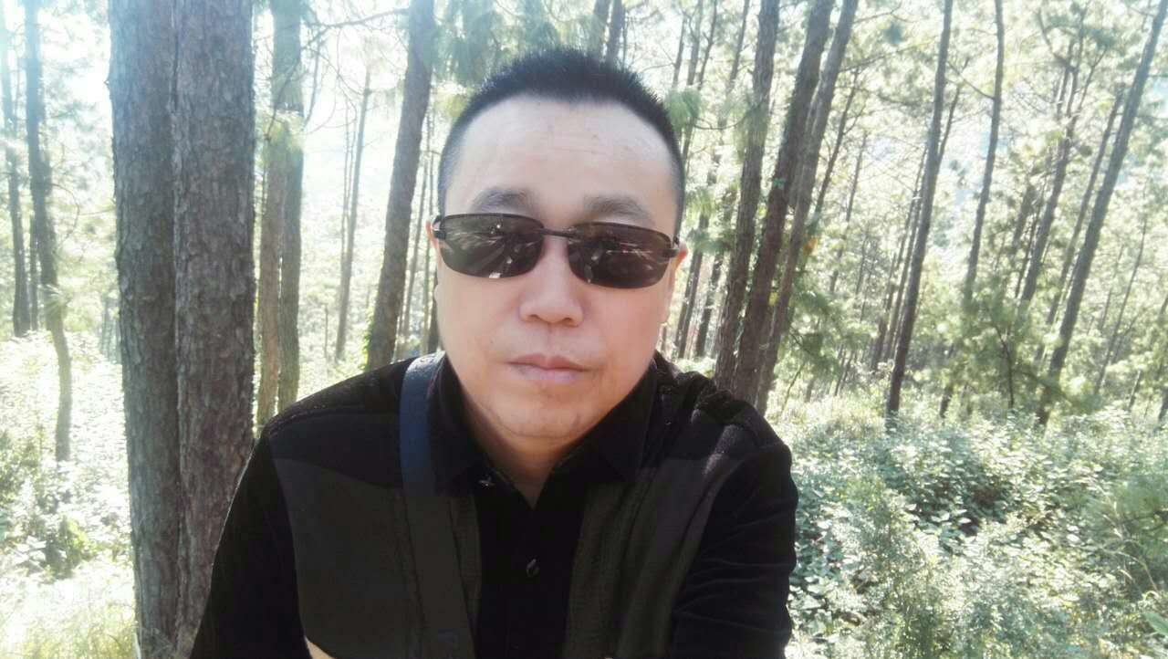 唯有一博主播照片