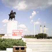 知春路一江春富