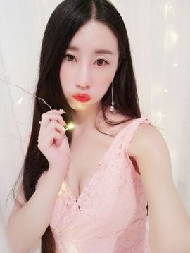 嗯哼……！主播照片