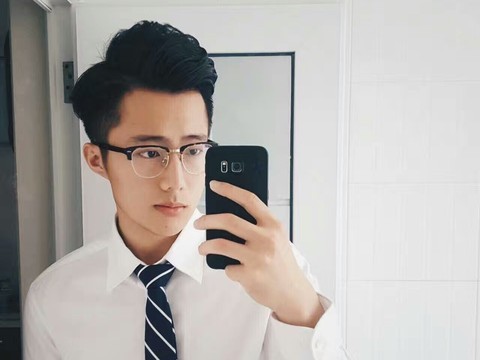 龍帅小钢海报