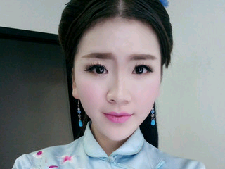 栀子花开🎵的主播照片