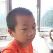 无顶30型装载机。长海报
