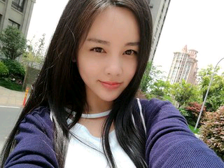 秋風(fēng)知雨的主播照片