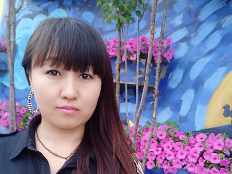 AI唯爱娜娜海报