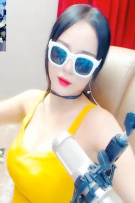 八百米主播照片