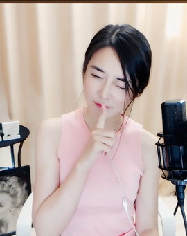 八百米主播照片