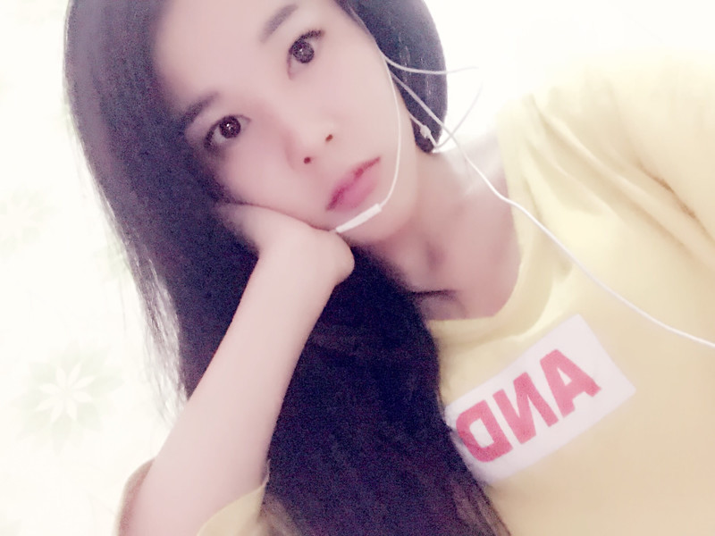 槿夕👄的主播海报