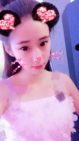 约定999999主播照片