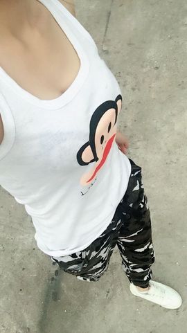 玥玥全6最拉主播照片