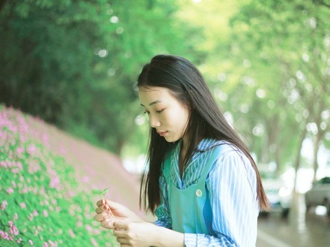 咕叽咕叽你好呀海报