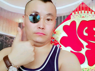 @溜達(dá)一圈的主播照片
