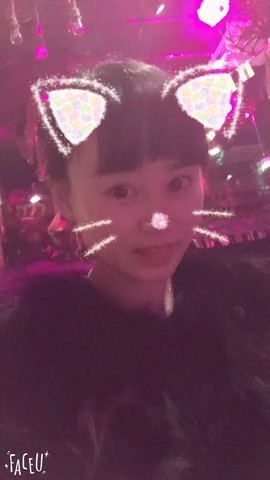 皮皮岛的菇凉主播照片