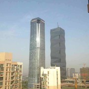 辰007海报