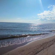 幸福美美哒（红）海报