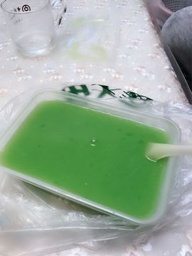 黄大宝最美主播照片