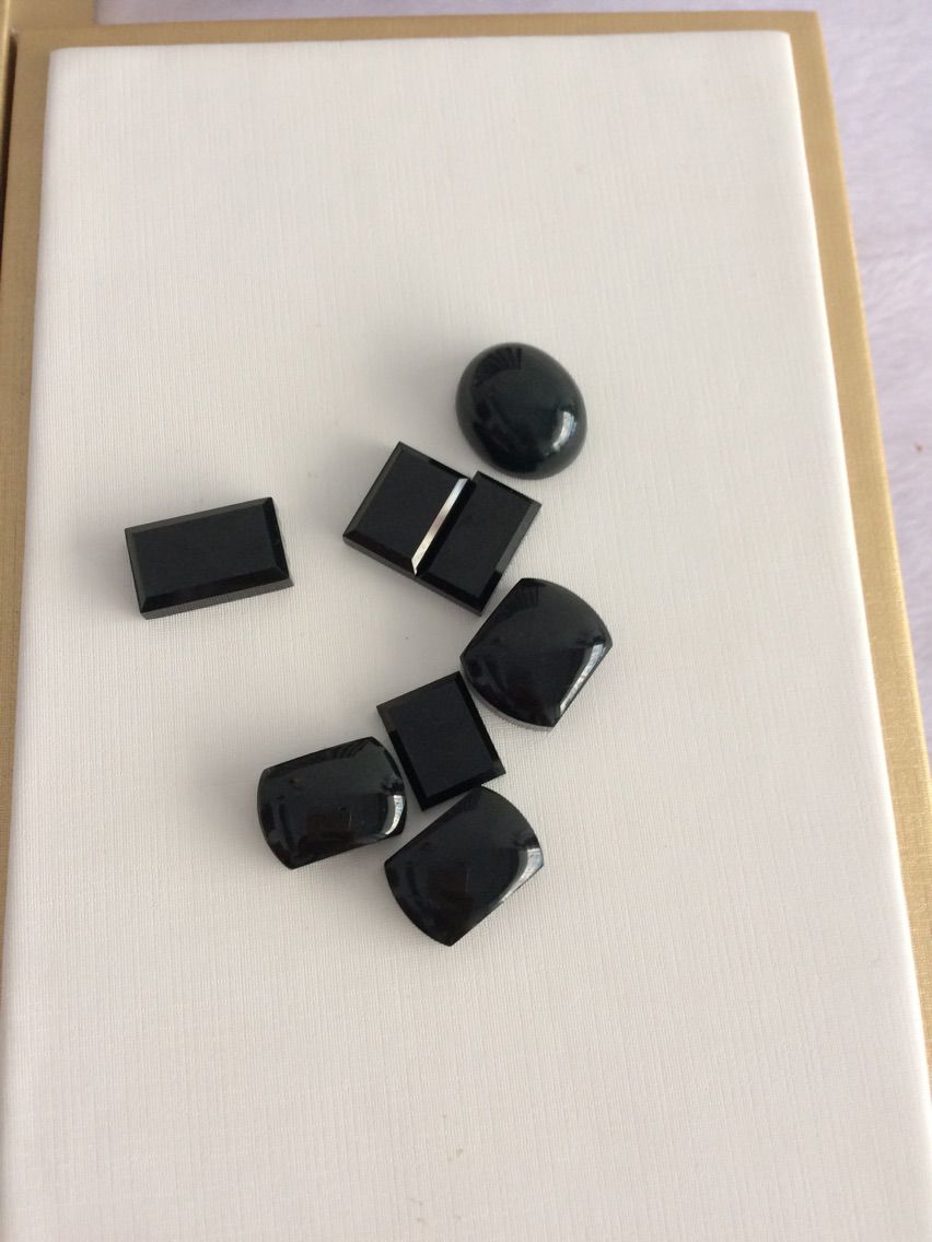 源头品质翡翠的主播照片