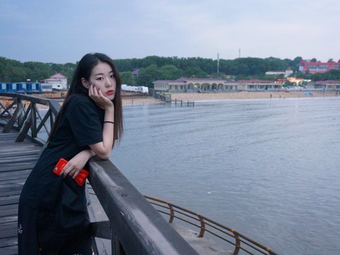 啊宁呀q海报