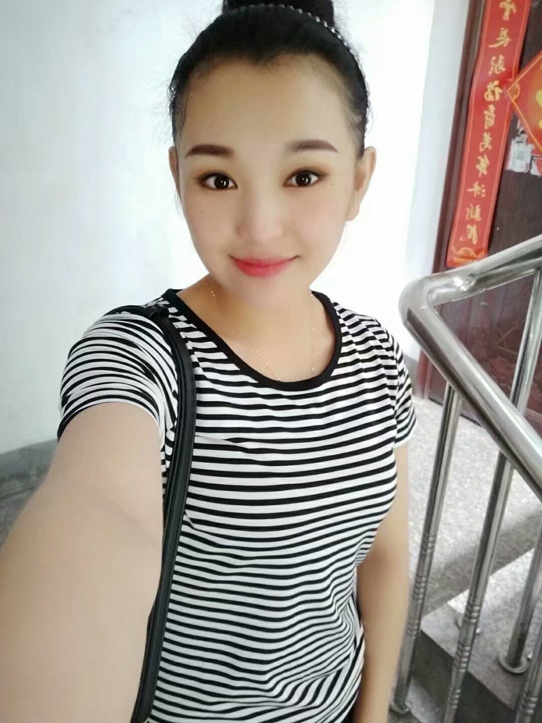 鑫鑫不一样的主播照片