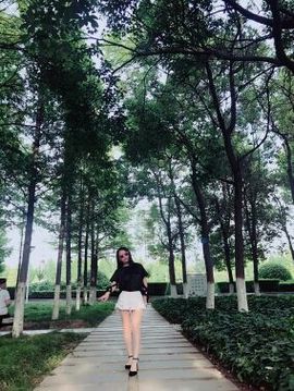 小兔子乖乖♛主播照片