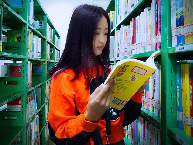 熊熊fq的主播海报