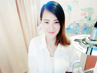 何人问的主播照片
