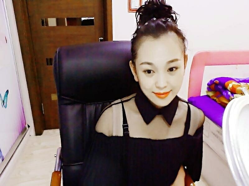 鑫鑫不一样的主播照片