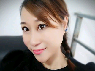 月亮姐姐热辣辣主播照片