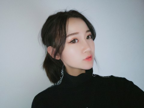 桃妹BOoM。海报