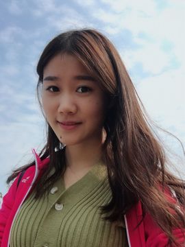 黄大宝最美主播照片