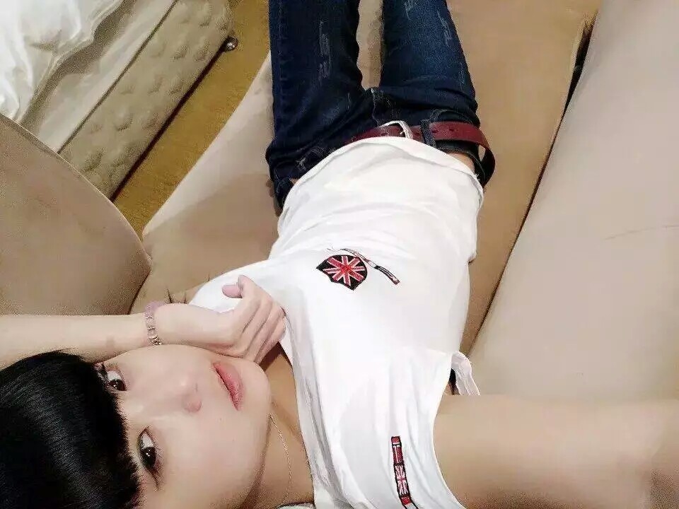 ︶皇朝❁︶✨春的主播照片
