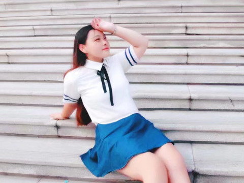 小仙女爱露水海报