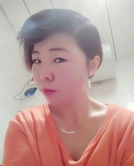 百变玲姐主播照片