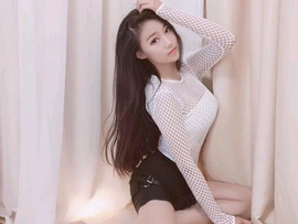 孔武有力主播照片