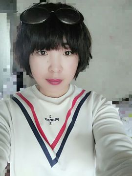 百变玲姐主播照片
