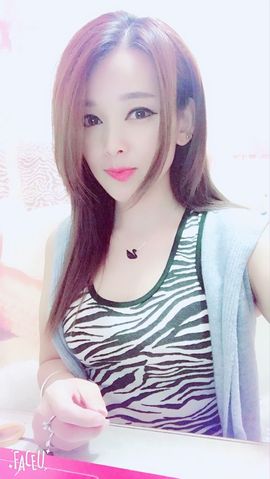 雨荨5198主播照片