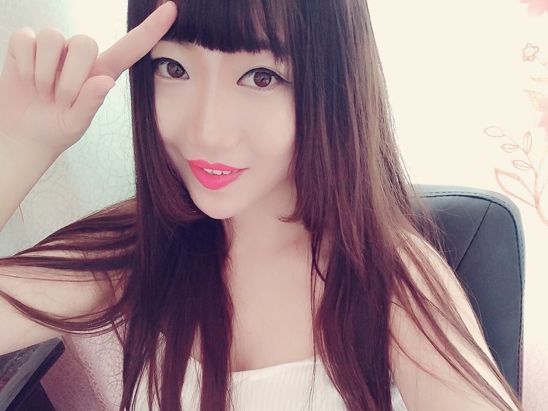 💋雅雅💋.的主播海报