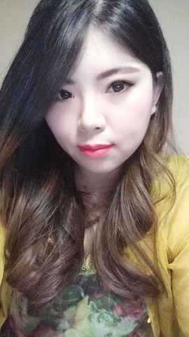 苗苗主播照片