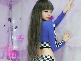 一曰三秋主播照片