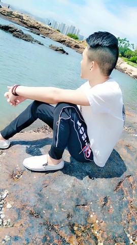 【DJ】灬小♔诺主播照片