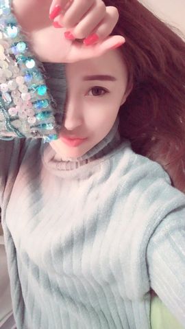笑笑（爱是回忆美好）主播照片