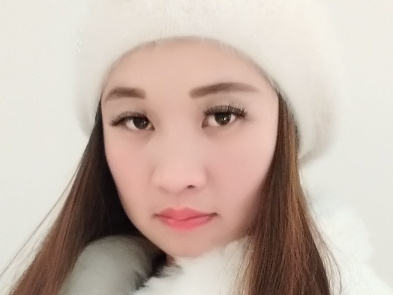 〖紫色〗好心情的主播海报