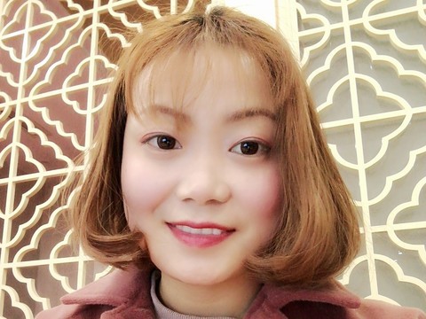孟杨小姐姐海报